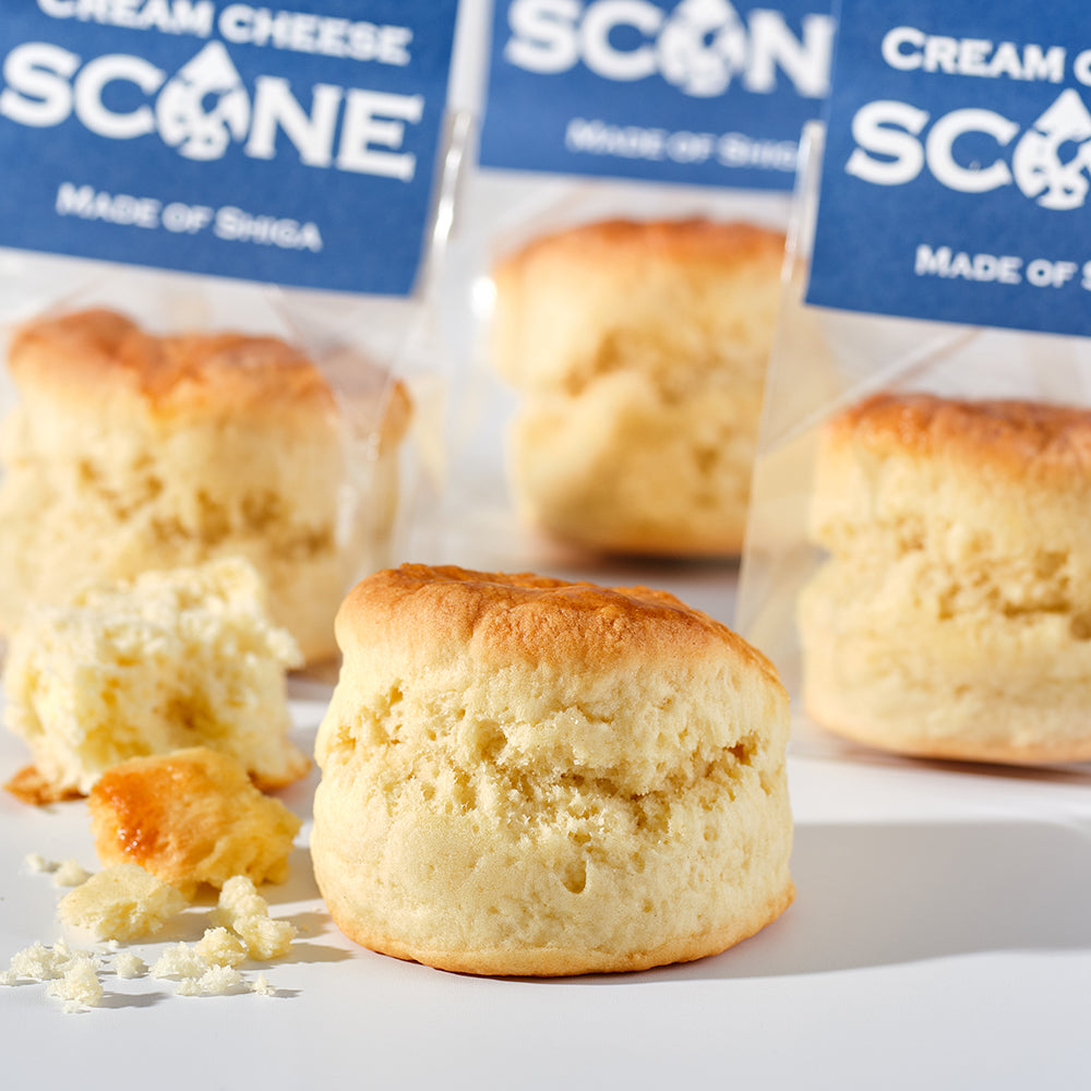 クリームチーズのスコーン2個 レアチーズ4種 (プレーン、土山お抹茶、よつぼしイチゴ、はちみつレモン)ギフトボックス入り