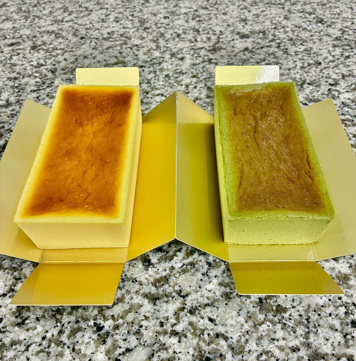 土山新茶クリームチーズケーキ　ギフトボックス入り